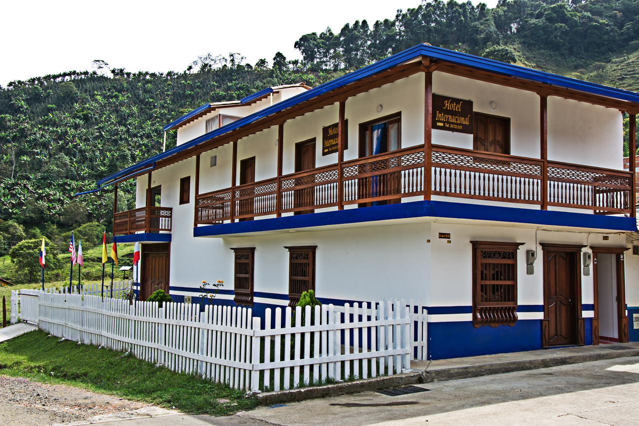Hotel Internacional Jardin Exterior photo